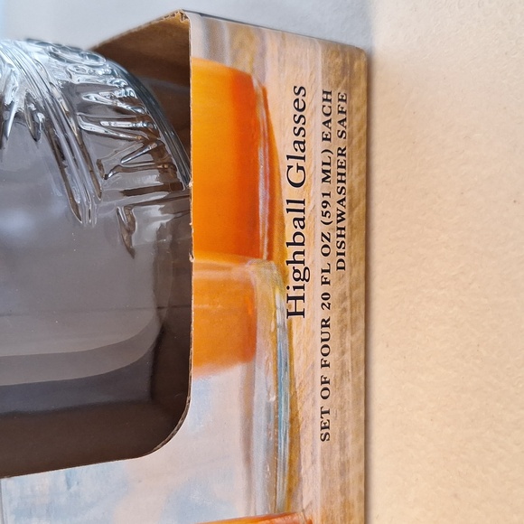 #ADW Margartaville set of 4 - 20 fl oz highball glasses and 4 coasters - Picture 4 of 6